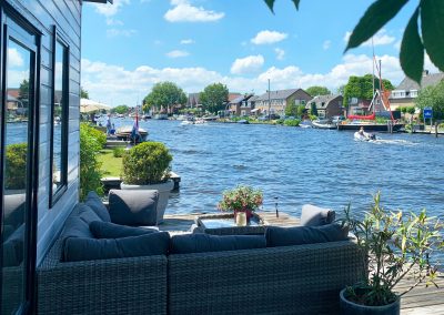 Holiday home at the water near Amsterdam, boat for rent